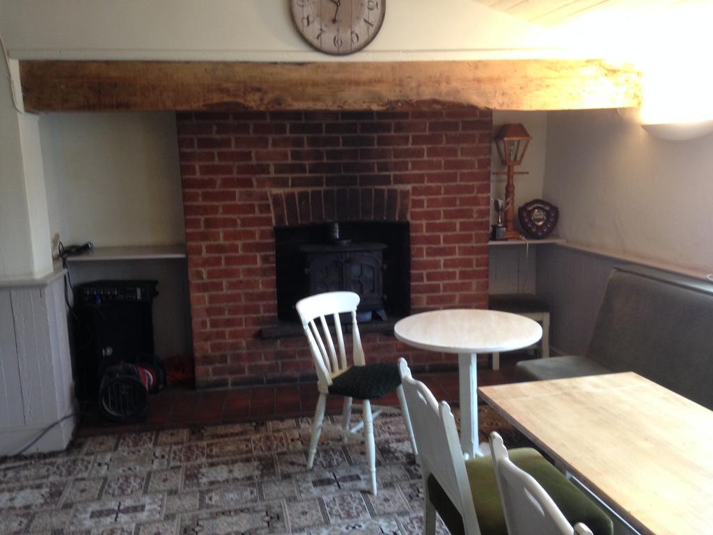 The Crown Bed and Breakfast West Haddon Exteriör bild
